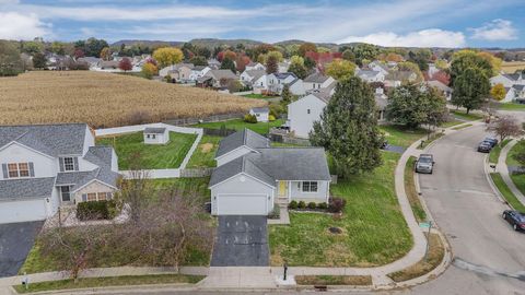 Tiny photo for 412 Hunters Court, Newark, OH 43055 (MLS # 225040977)