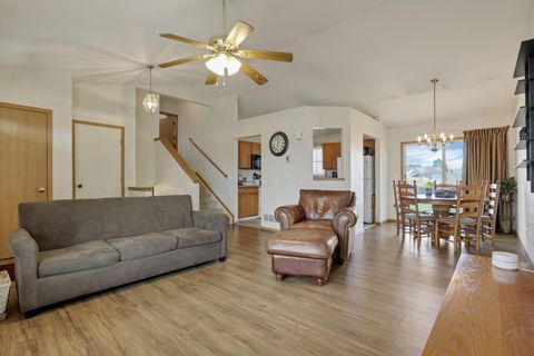 Tiny photo for 412 Hunters Court, Newark, OH 43055 (MLS # 225040977)