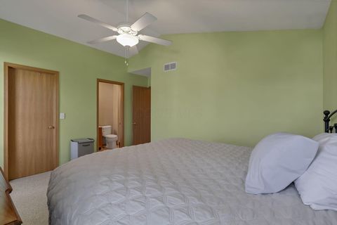 Tiny photo for 412 Hunters Court, Newark, OH 43055 (MLS # 225040977)