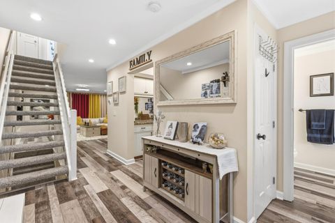 Tiny photo for 2101 Tamarin Drive 11B #11B, Columbus, OH 43235 (MLS # 226002796)