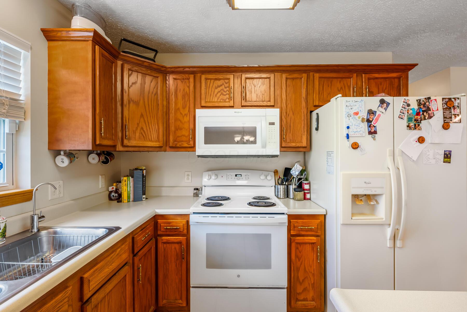 949 W Beal Avenue, Bucyrus, Ohio image 17