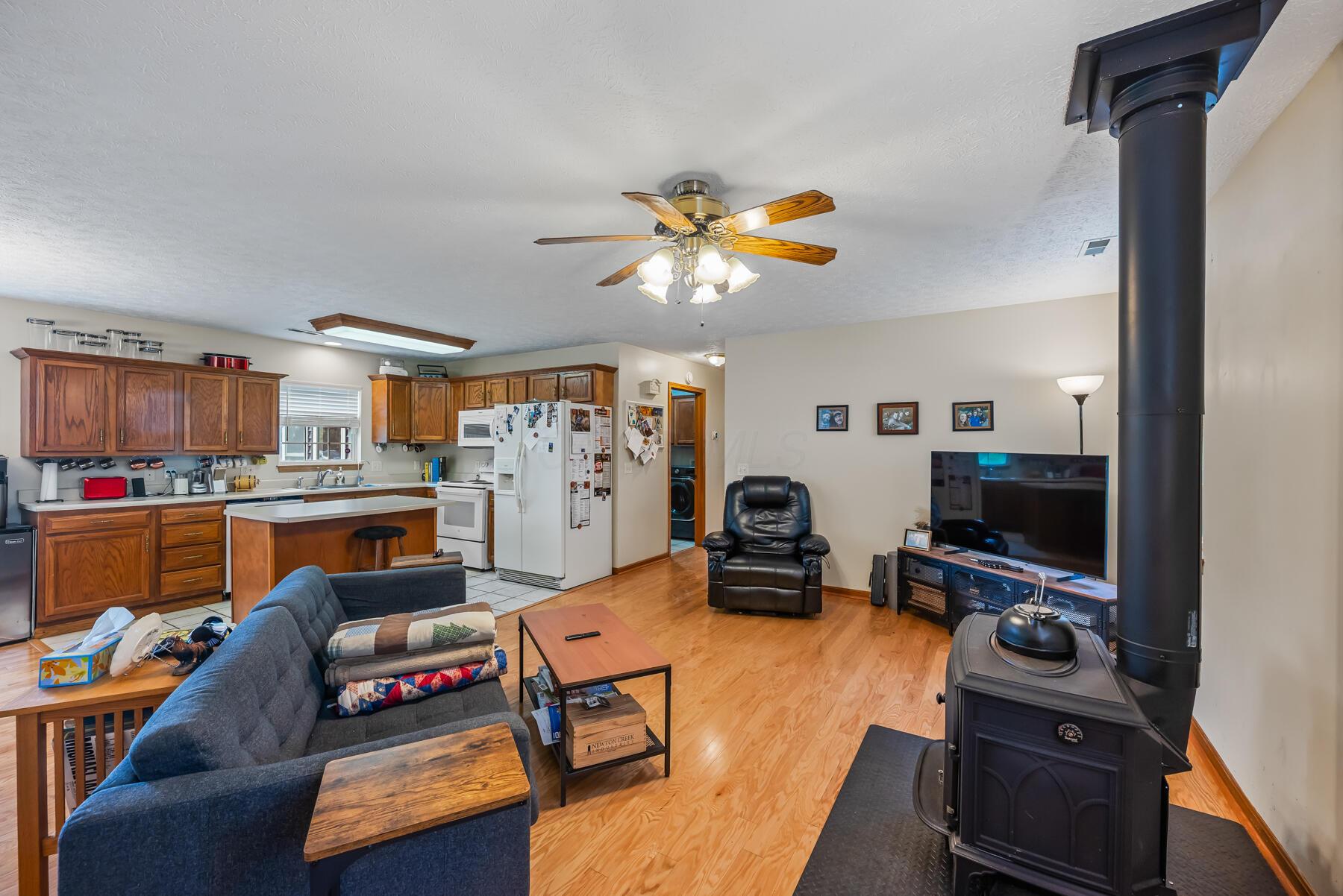 949 W Beal Avenue, Bucyrus, Ohio image 6