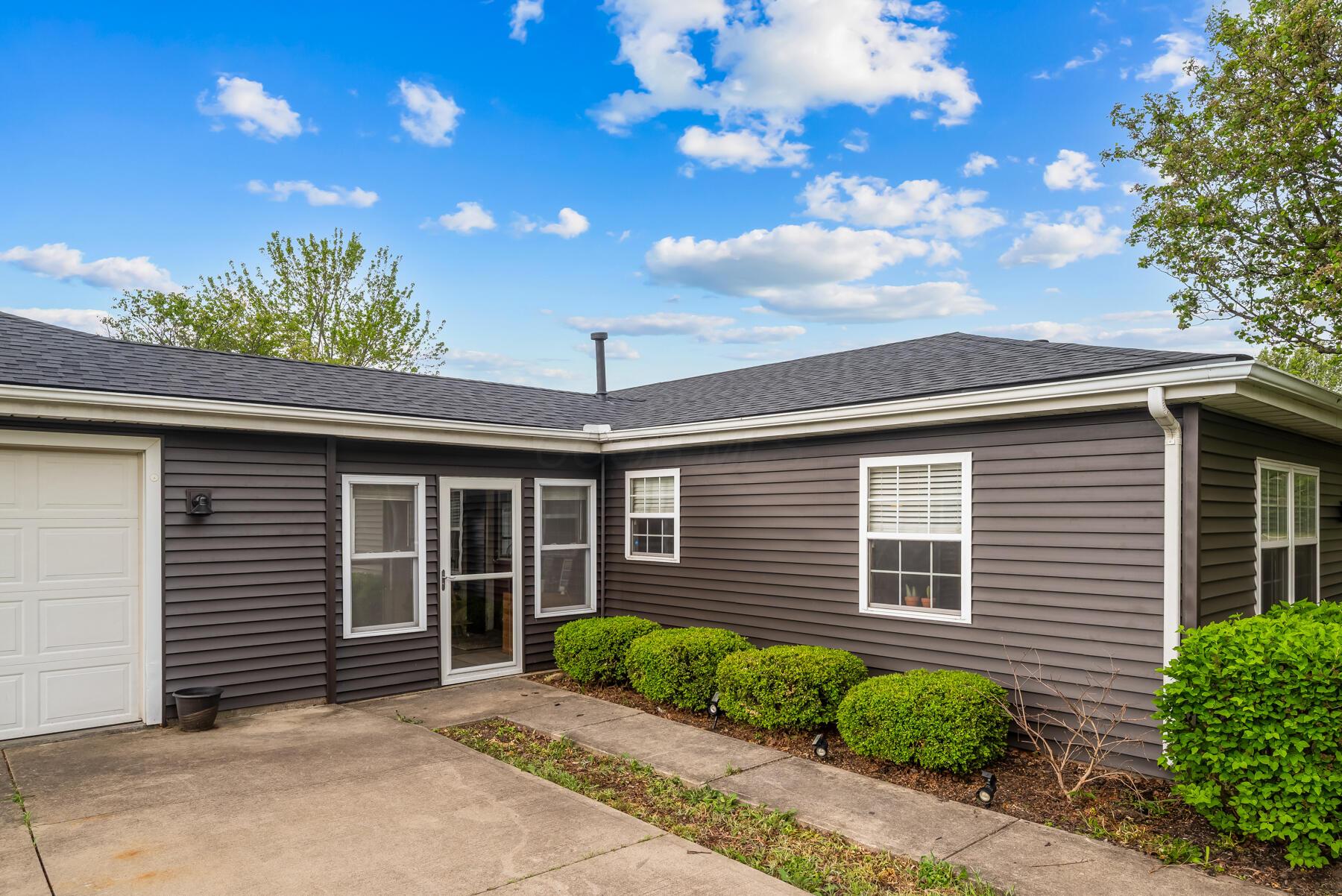 949 W Beal Avenue, Bucyrus, Ohio image 4