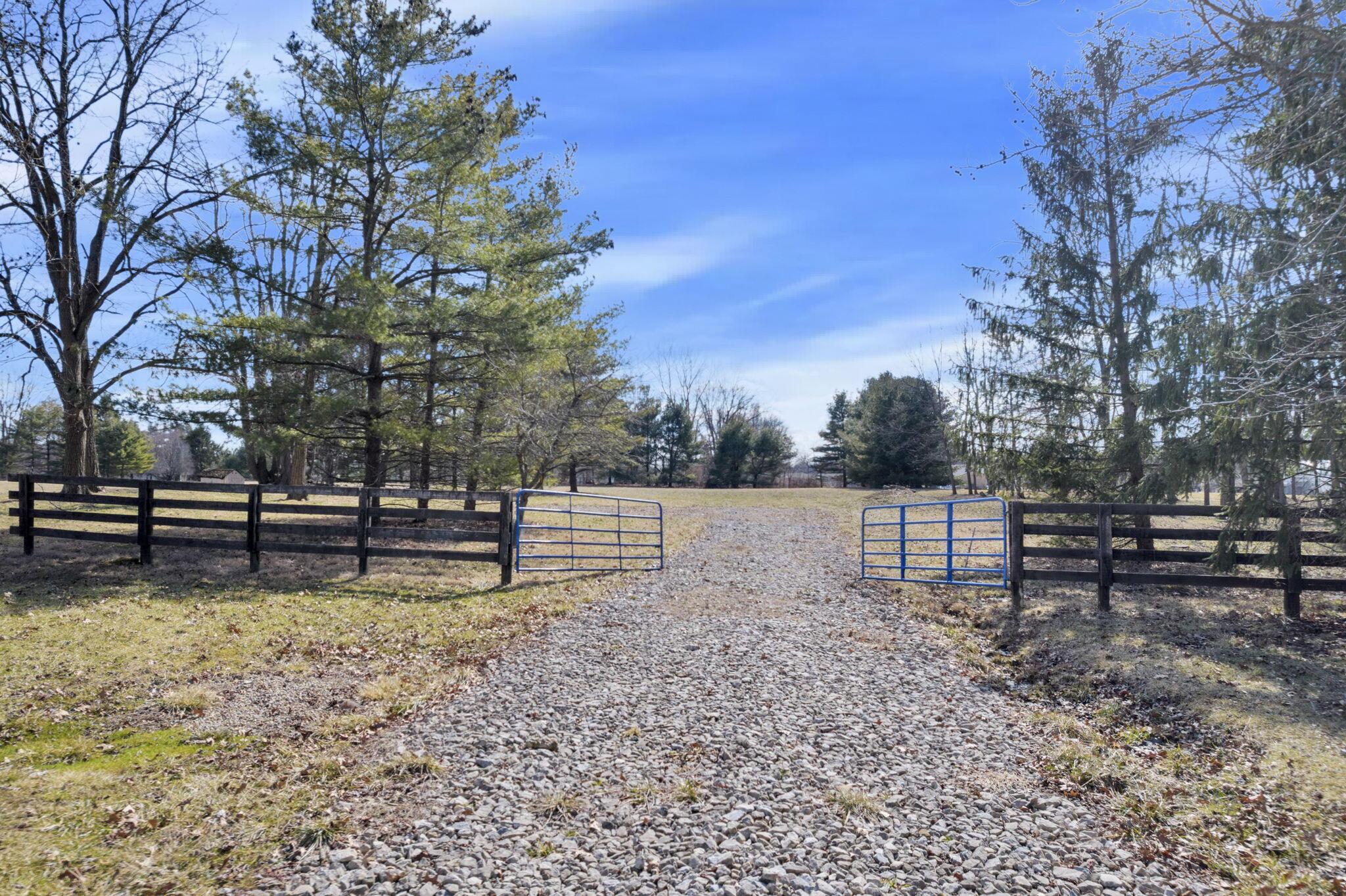 Mink Street #13, Pataskala, Ohio image 3