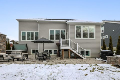 Tiny photo for 4532 Coyote Crossing, Powell, OH 43065 (MLS # 225045399)