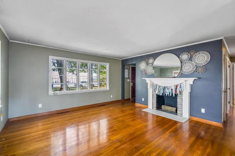 Tiny photo for 35 Mason Avenue, Delaware, OH 43015 (MLS # 225039117)