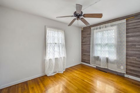 Tiny photo for 35 Mason Avenue, Delaware, OH 43015 (MLS # 225039117)