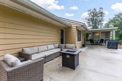 Tiny photo for 154 Alameda Court, Lancaster, OH 43130 (MLS # 226036288)