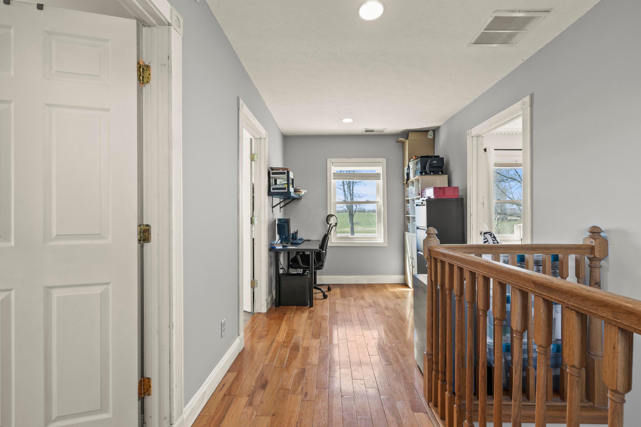 3420 Old Springfield Road, London, Ohio image 25
