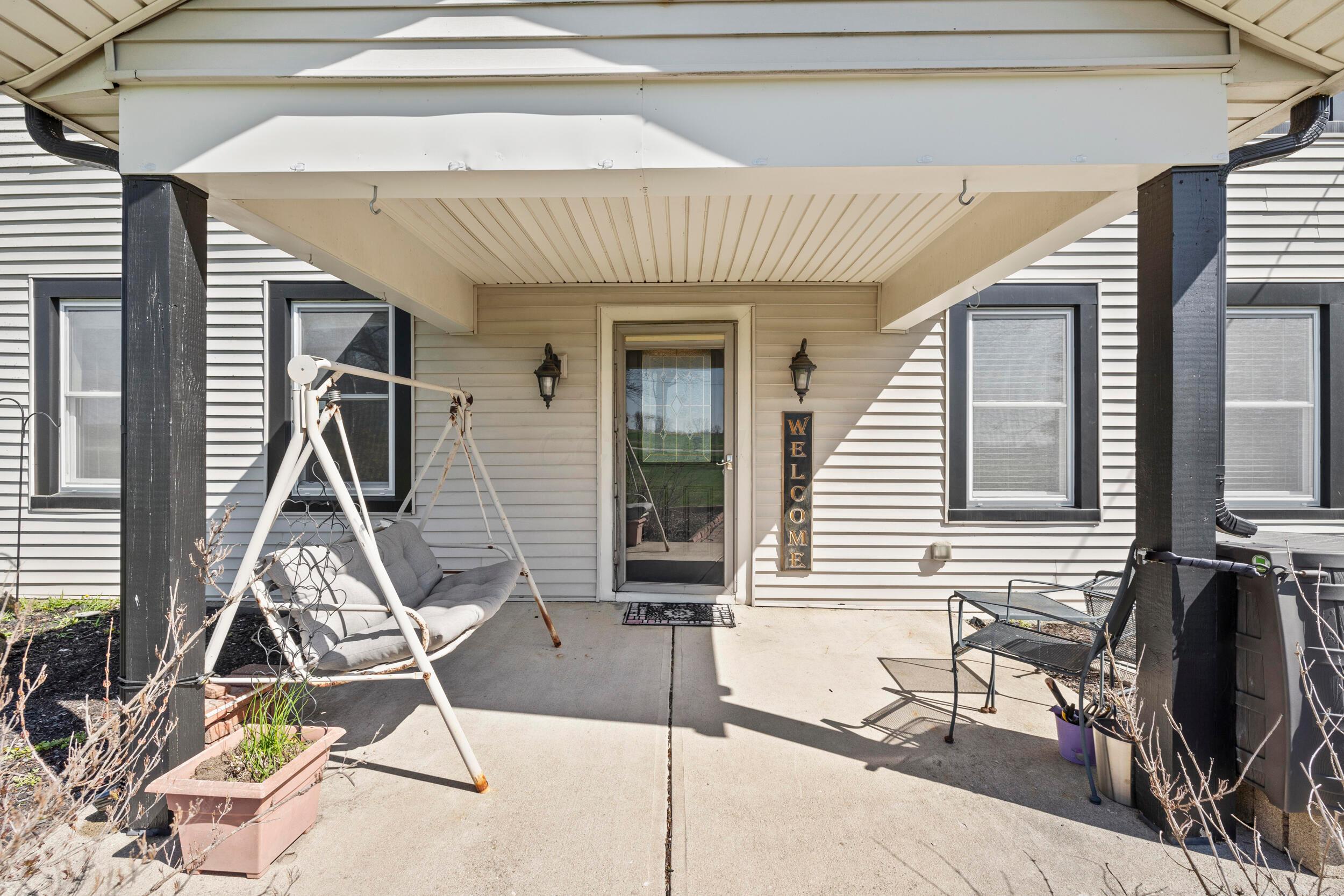 3420 Old Springfield Road, London, Ohio image 5