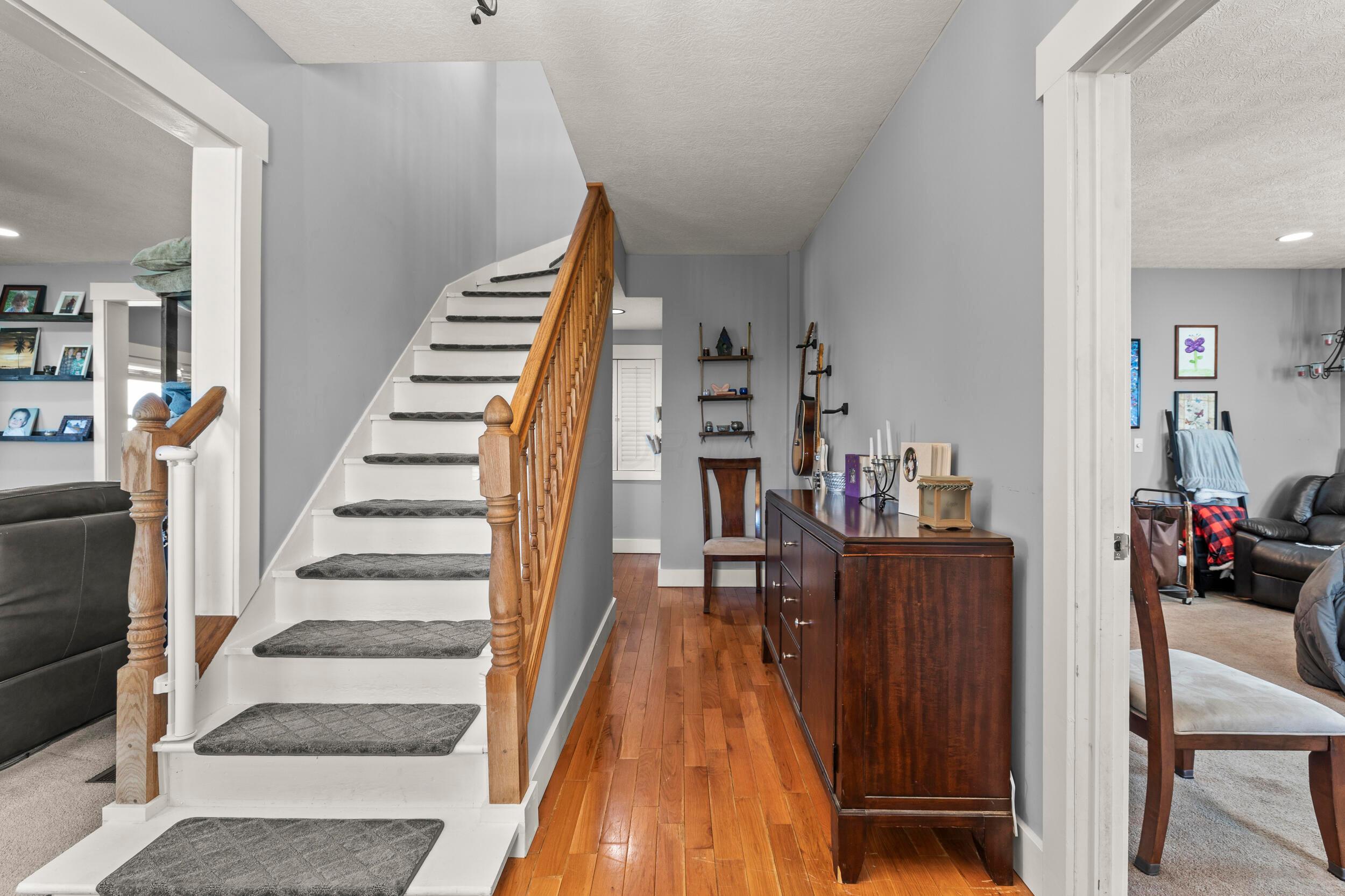 3420 Old Springfield Road, London, Ohio image 7