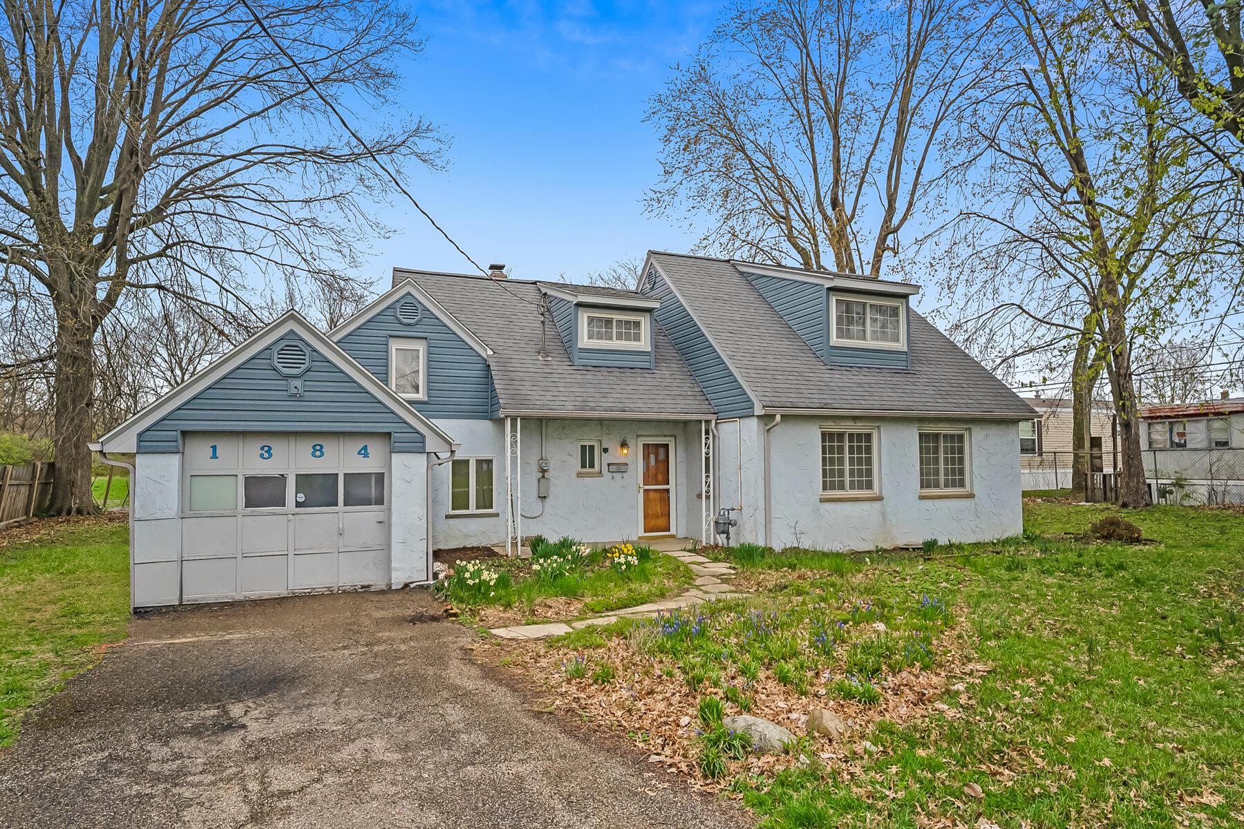 1384 Moler Road, Columbus, Ohio image 2