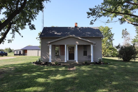 Photo of 1606 Old Chillicothe Road SE, Washington Court House, OH 43160 (MLS # 226033574)