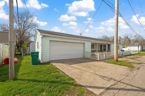 Photo of 4345 Mathews Avenue, Obetz, OH 43207 (MLS # 226010234)