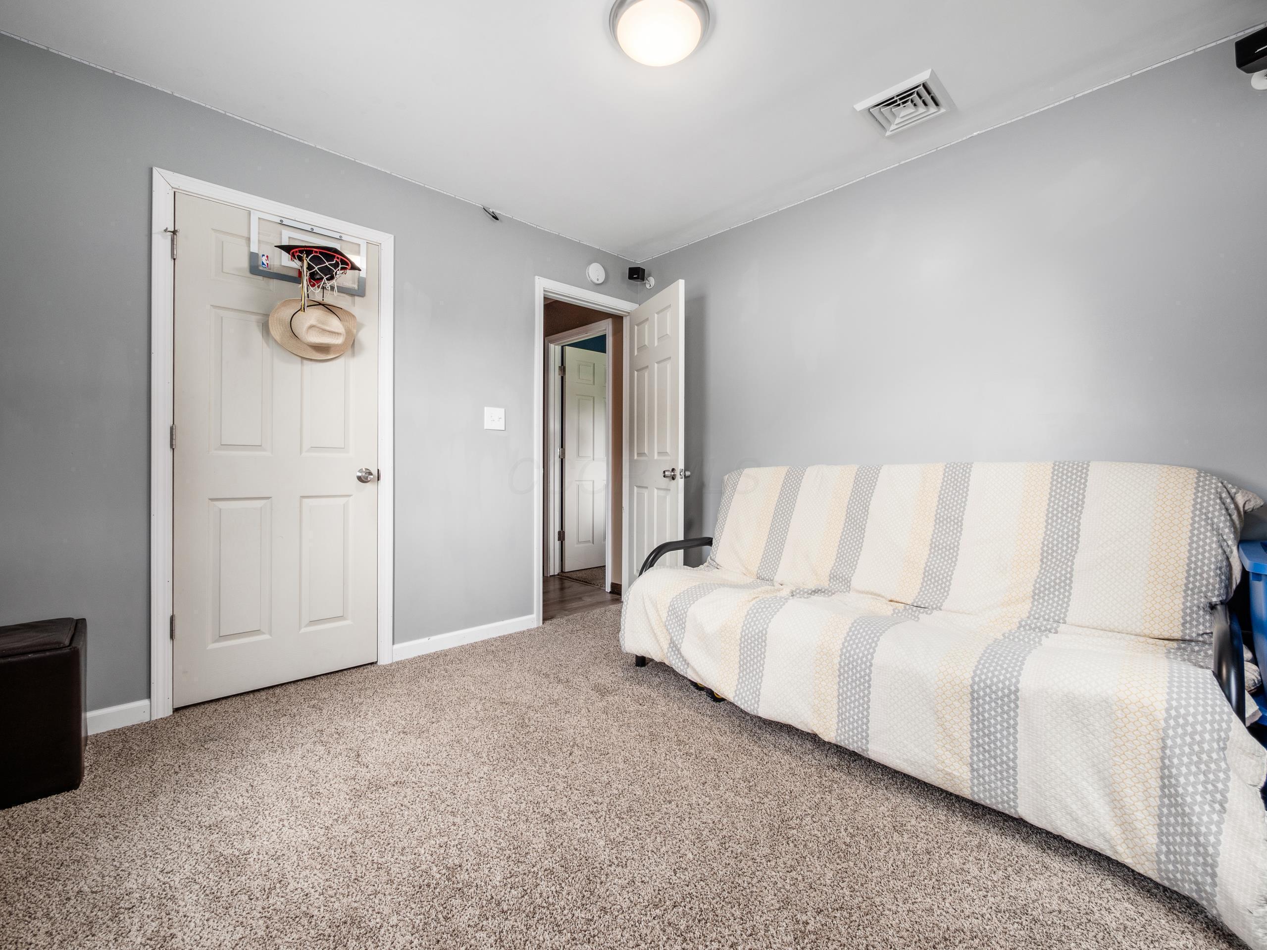 3910 Chandlersville Road, Zanesville, Ohio image 17