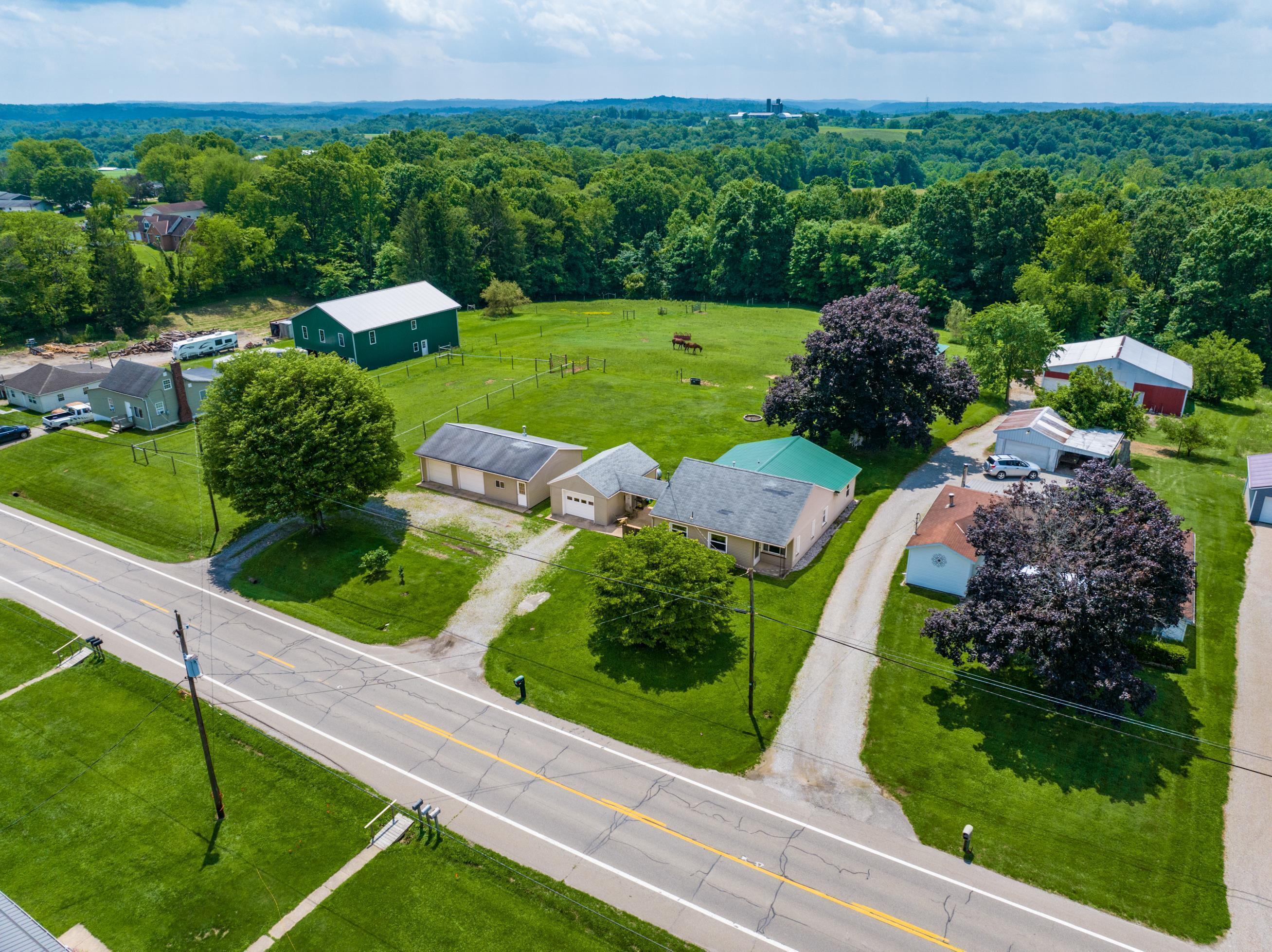 3910 Chandlersville Road, Zanesville, Ohio image 34