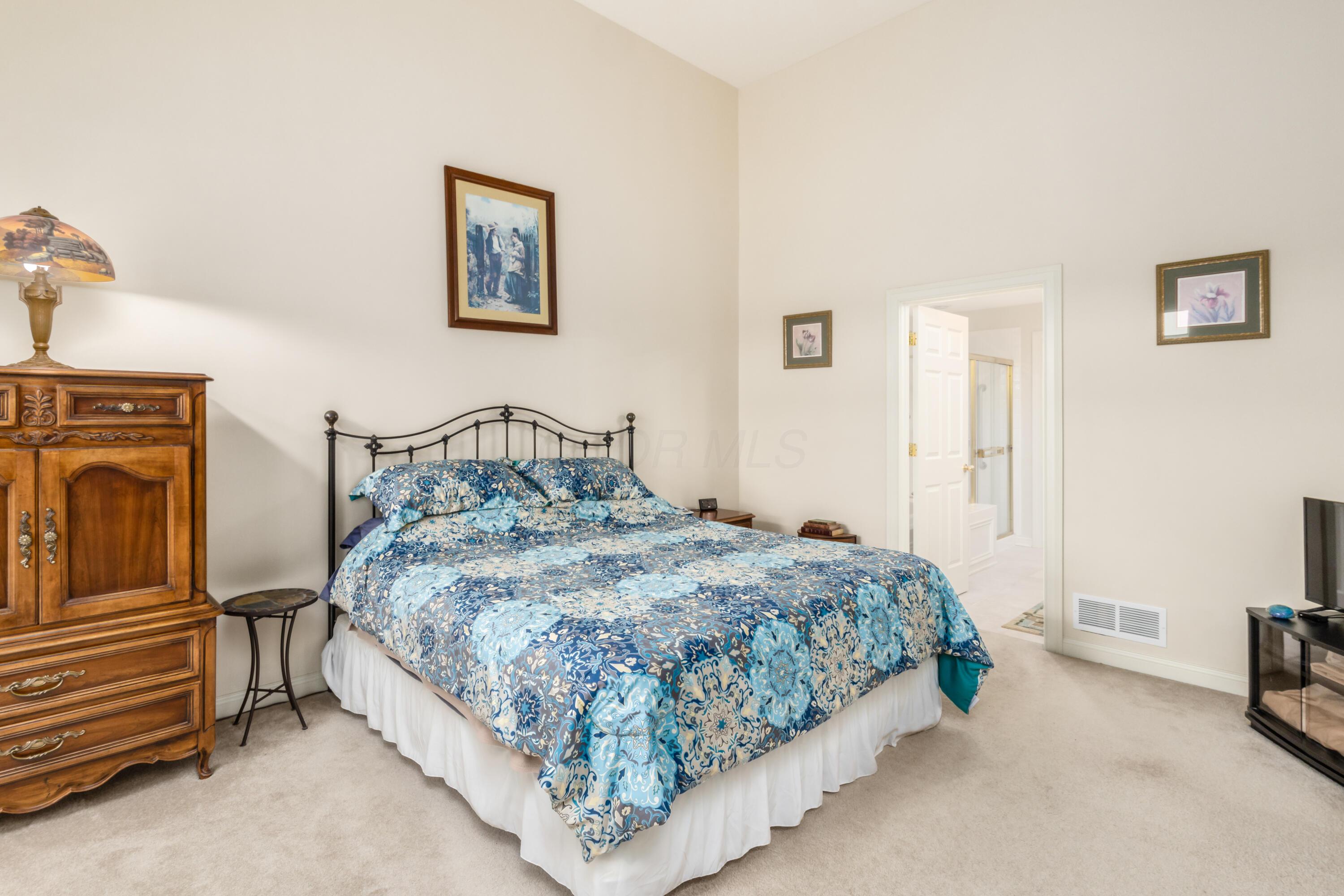 5968 Roundstone Place #9C, Dublin, Ohio image 17