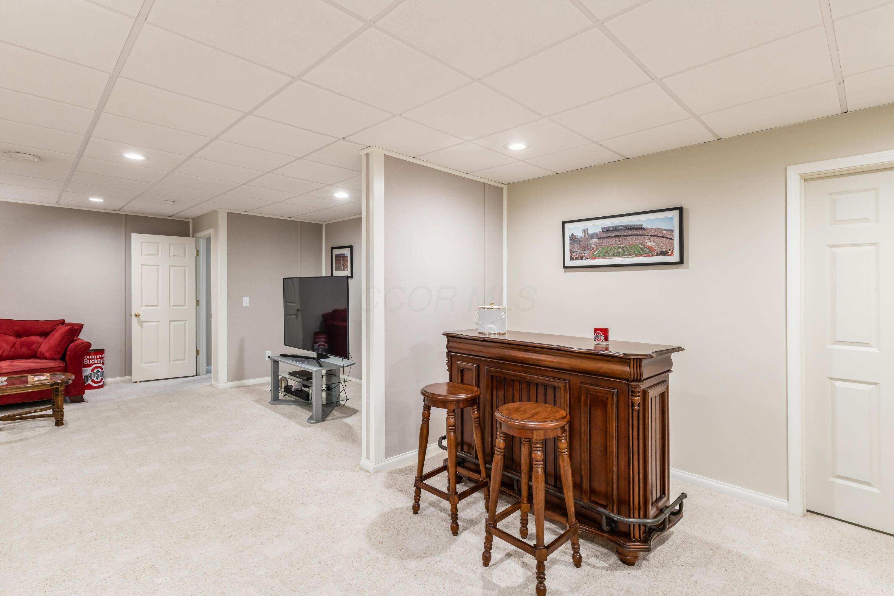 5968 Roundstone Place #9C, Dublin, Ohio image 31