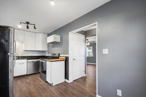 Tiny photo for 878 S Richardson Avenue, Columbus, OH 43204 (MLS # 226037155)