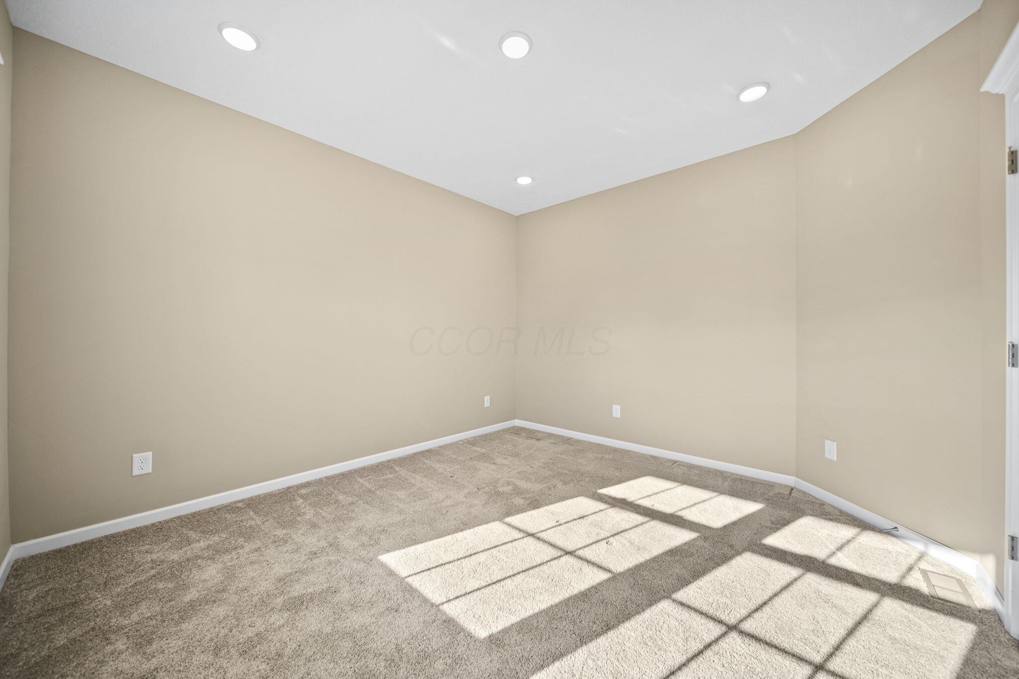 1145 Cunningham Avenue, Pataskala, Ohio image 26
