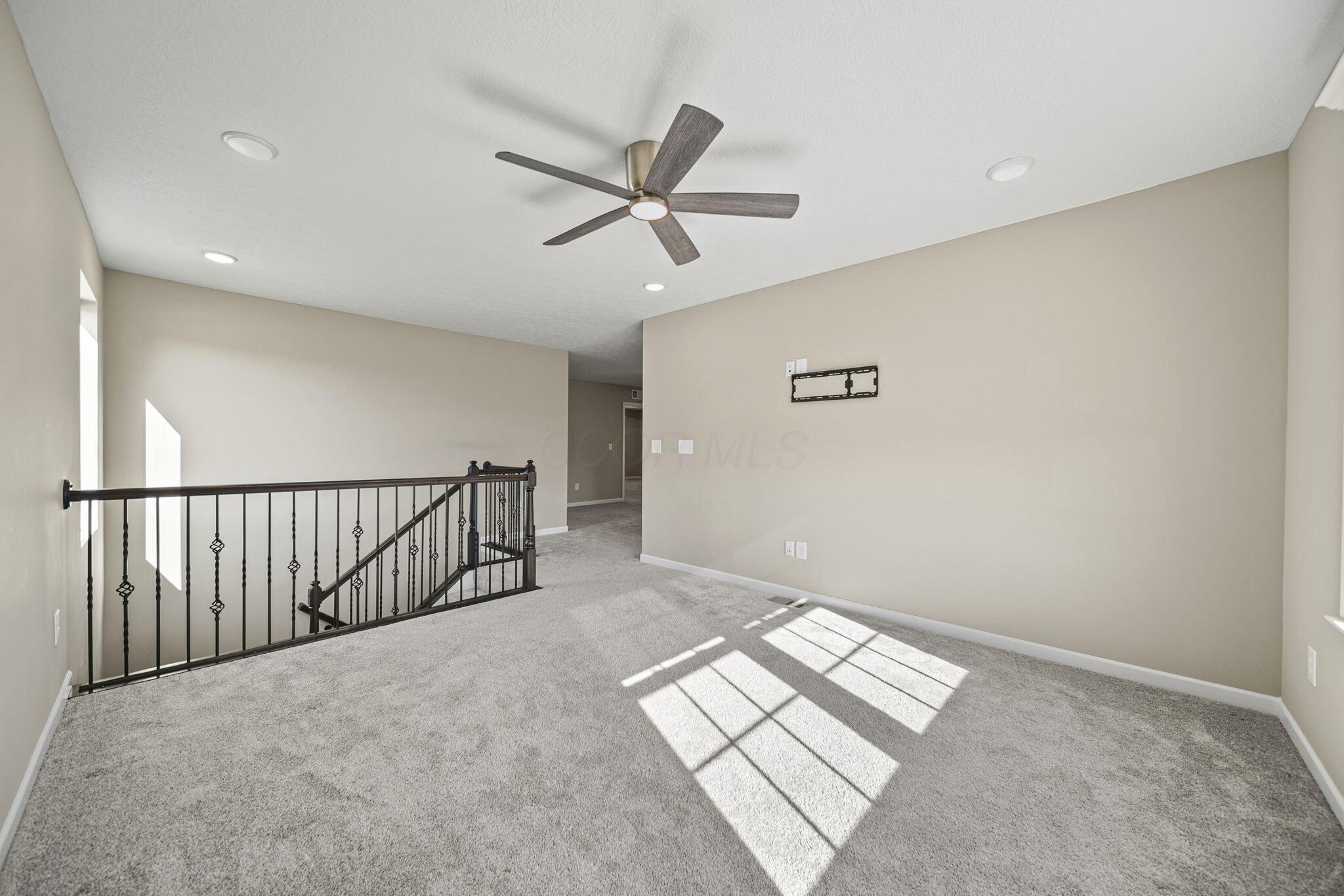 1145 Cunningham Avenue, Pataskala, Ohio image 33
