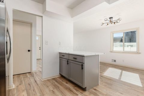 Tiny photo for 4241 Ashgrove Drive, Grove City, OH 43123 (MLS # 225039494)