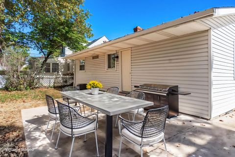 Tiny photo for 4241 Ashgrove Drive, Grove City, OH 43123 (MLS # 225039494)