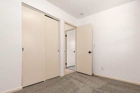 Tiny photo for 4241 Ashgrove Drive, Grove City, OH 43123 (MLS # 225039494)