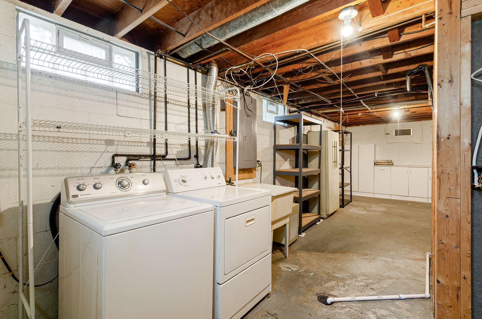 6509 Rocky Den Road, Reynoldsburg, Ohio image 33