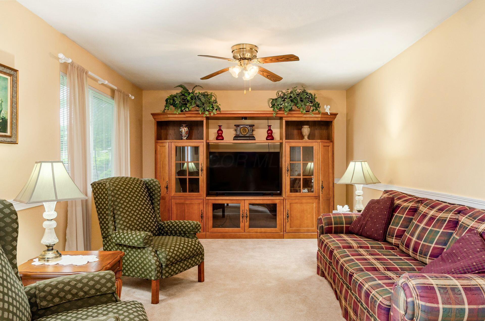 6509 Rocky Den Road, Reynoldsburg, Ohio image 16