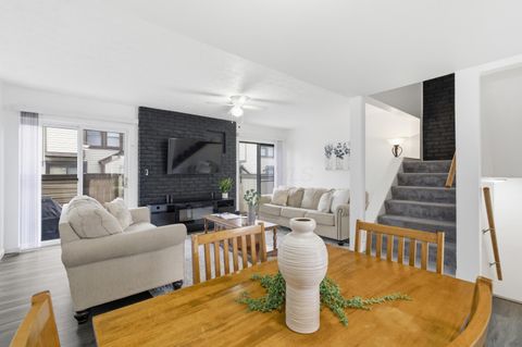 Photo of 5272 Westbury Drive 13B #13B, Columbus, OH 43228 (MLS # 226007895)