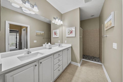 Tiny photo for 5420 Tathwell Drive 43 #43, New Albany, OH 43054 (MLS # 226036813)