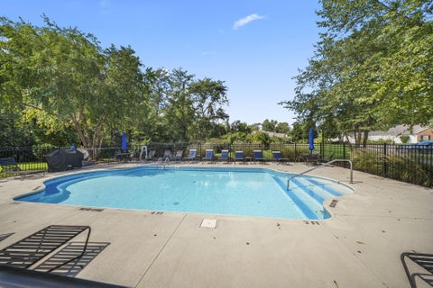 Tiny photo for 5420 Tathwell Drive 43 #43, New Albany, OH 43054 (MLS # 226036813)