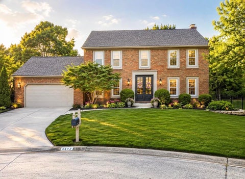 Photo of 1442 Kinnards Place, Columbus, OH 43235 (MLS # 226033265)