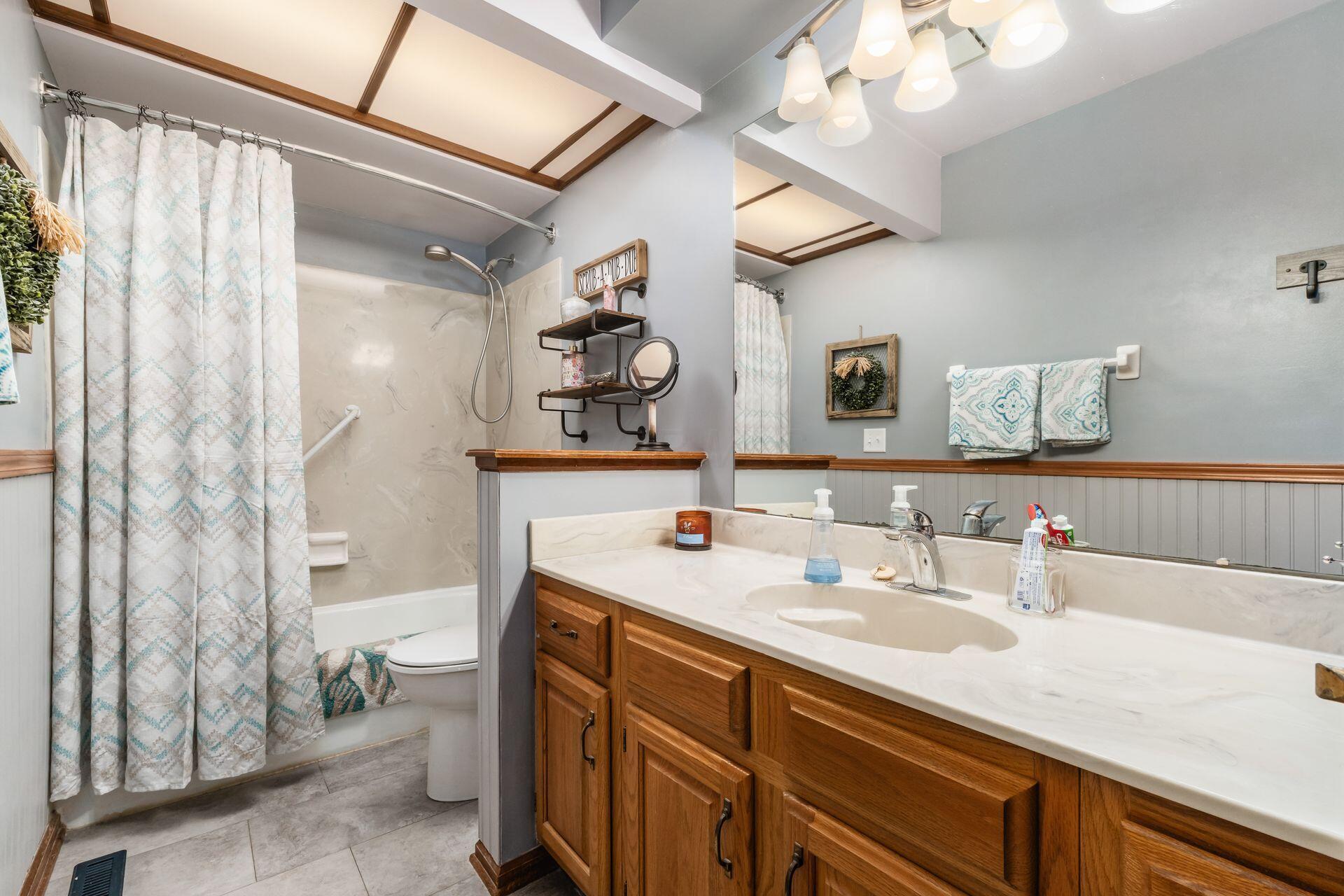 631 Brice Road, Reynoldsburg, Ohio image 30
