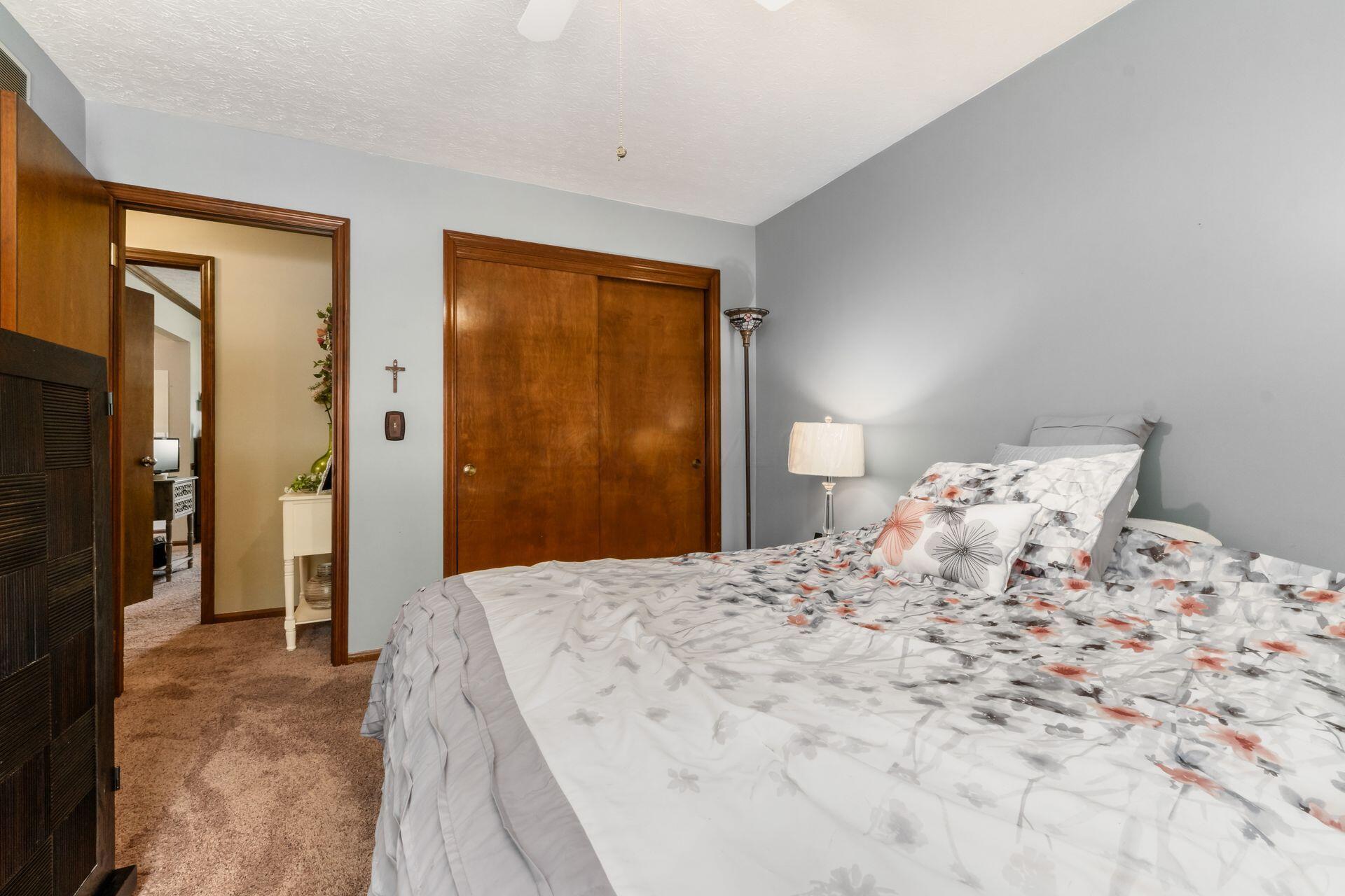 631 Brice Road, Reynoldsburg, Ohio image 32
