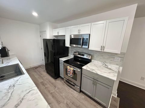 Tiny photo for 848 Fairwood Avenue, Columbus, OH 43205 (MLS # 226015936)