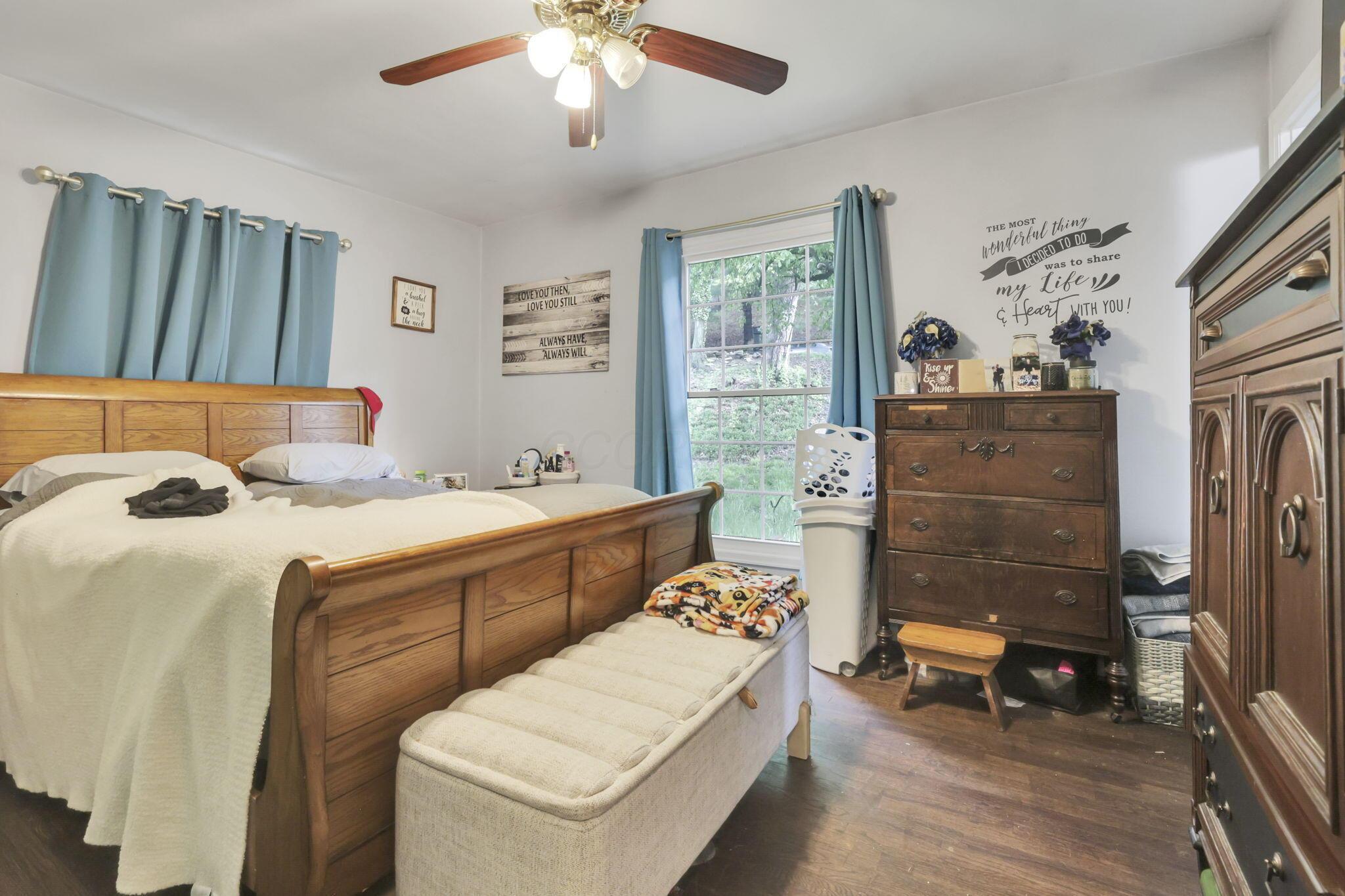 1525 Krebs Drive, Newark, Ohio image 34