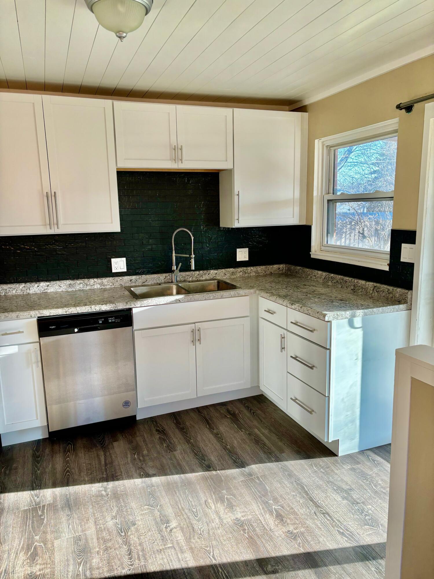 525 Crescent Drive, West Jefferson, Ohio image 8