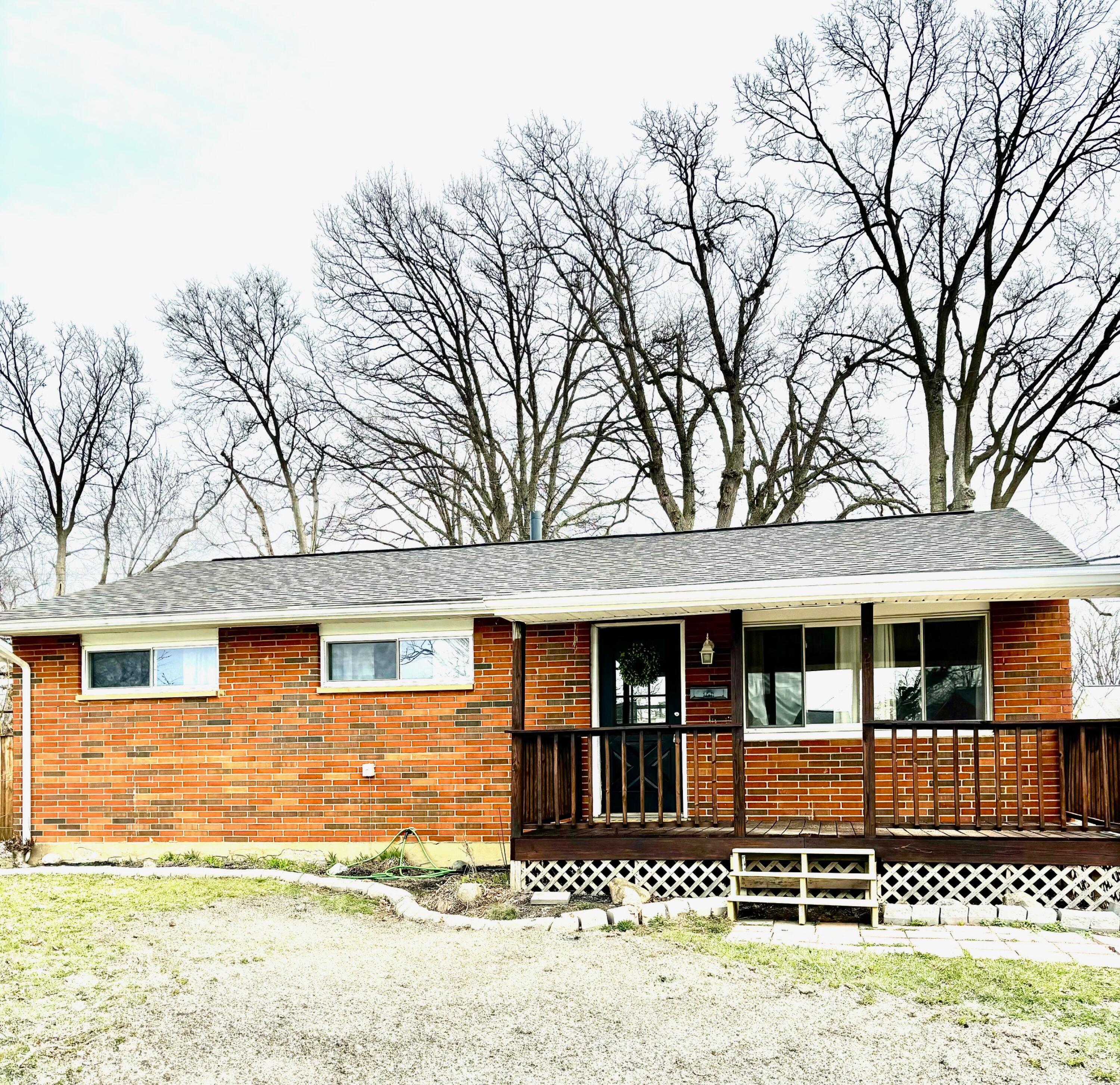 525 Crescent Drive, West Jefferson, Ohio image 1