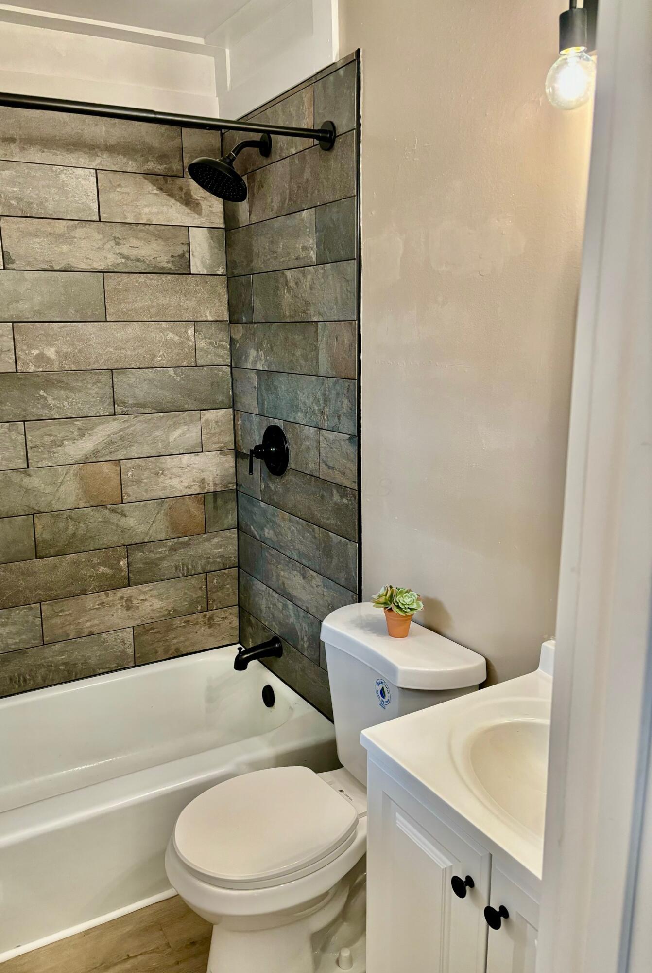 525 Crescent Drive, West Jefferson, Ohio image 18