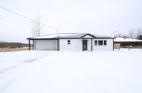 Photo of 3493 Ganges Five Points Road, Mansfield, OH 44903 (MLS # 226005226)