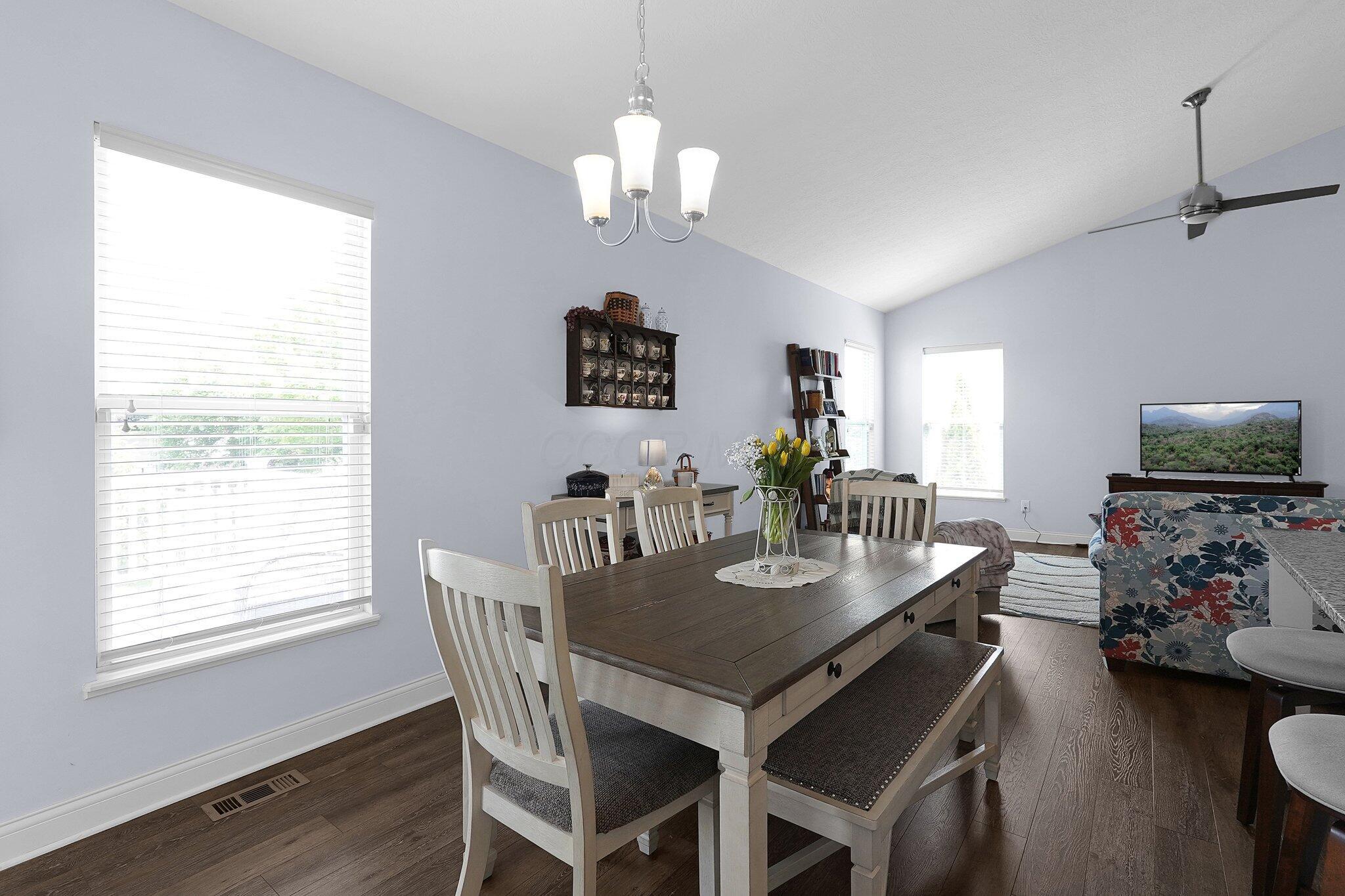 1589 Delcastle Loop, Grove City, Ohio image 15