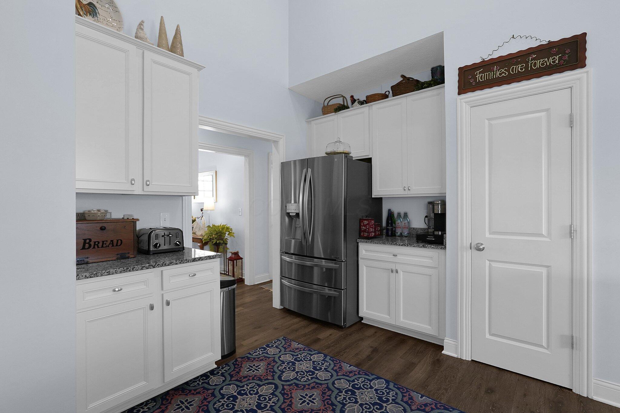 1589 Delcastle Loop, Grove City, Ohio image 20
