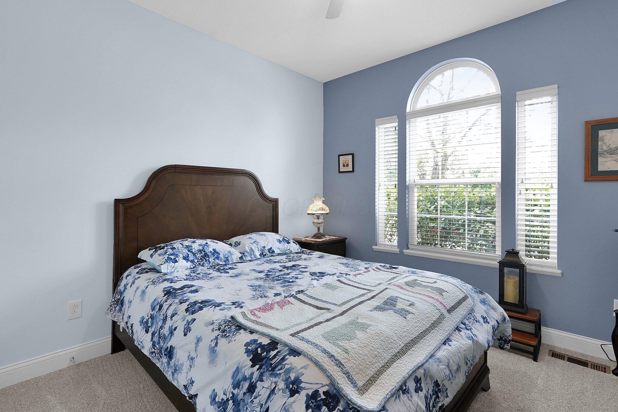 1589 Delcastle Loop, Grove City, Ohio image 31