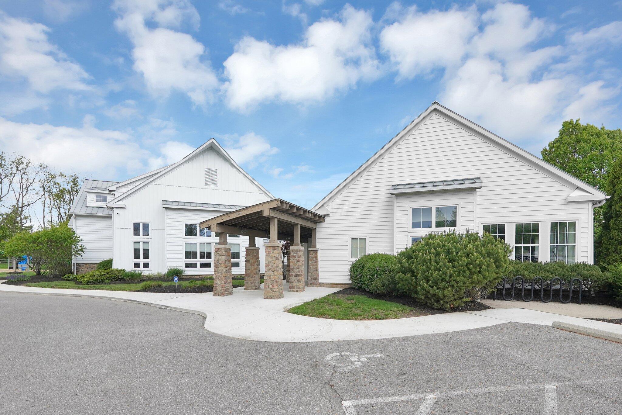 1589 Delcastle Loop, Grove City, Ohio image 39