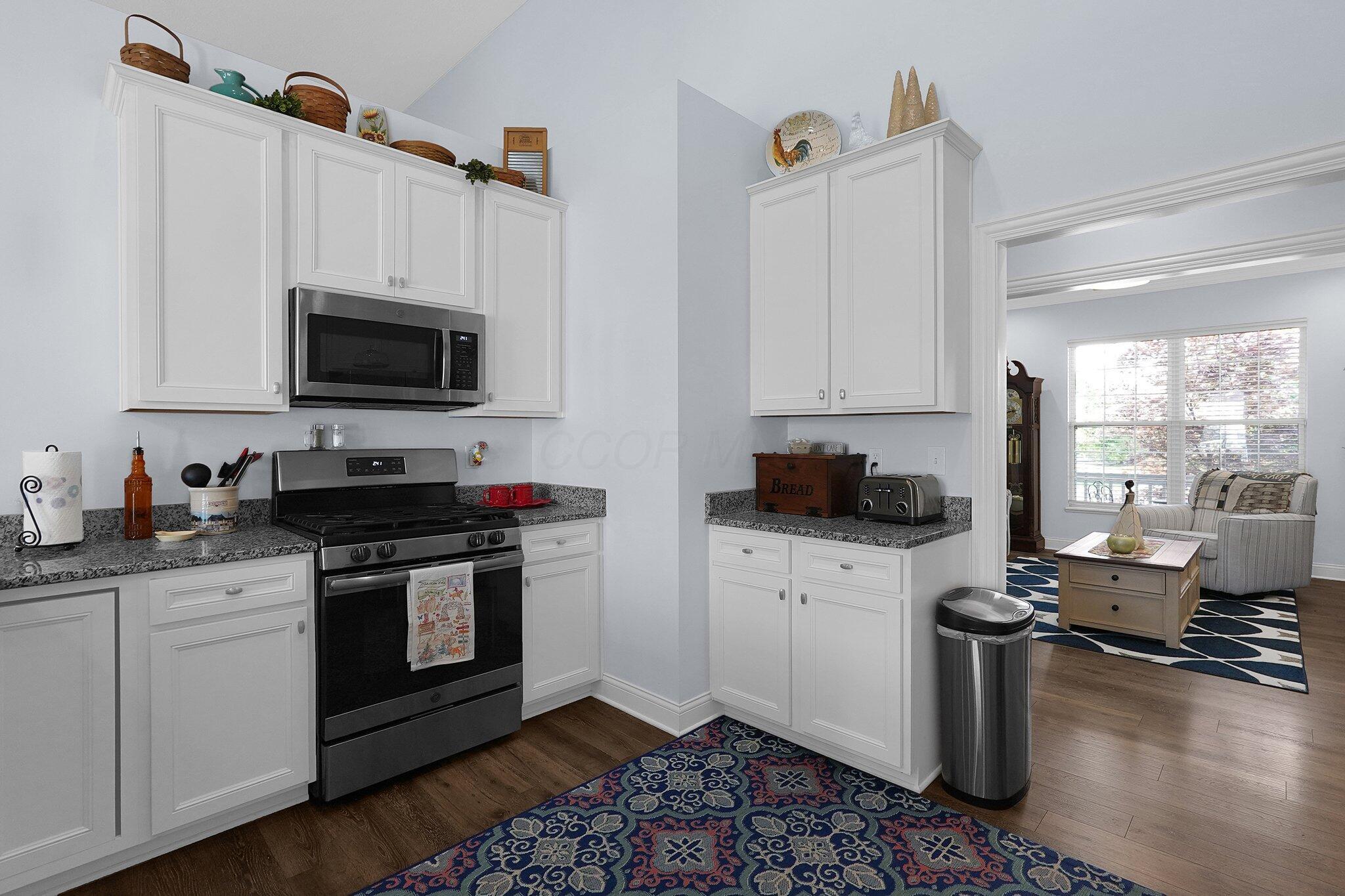 1589 Delcastle Loop, Grove City, Ohio image 17