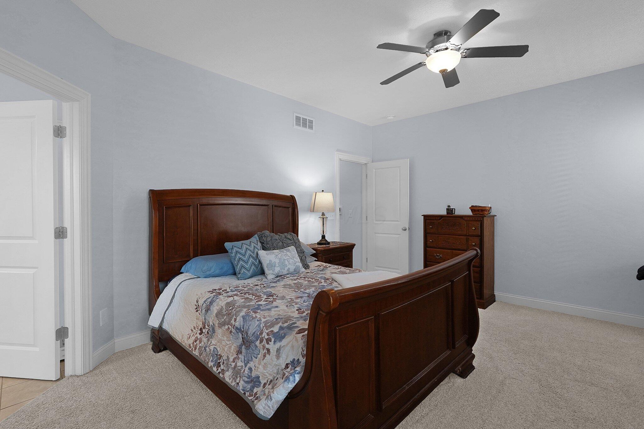 1589 Delcastle Loop, Grove City, Ohio image 23