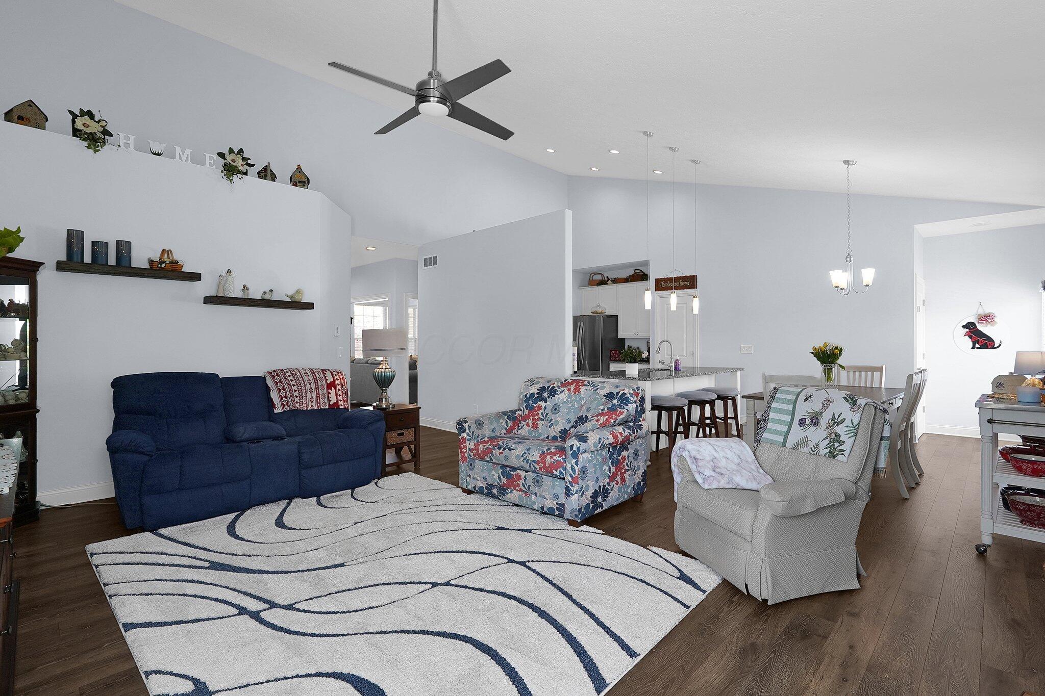 1589 Delcastle Loop, Grove City, Ohio image 13