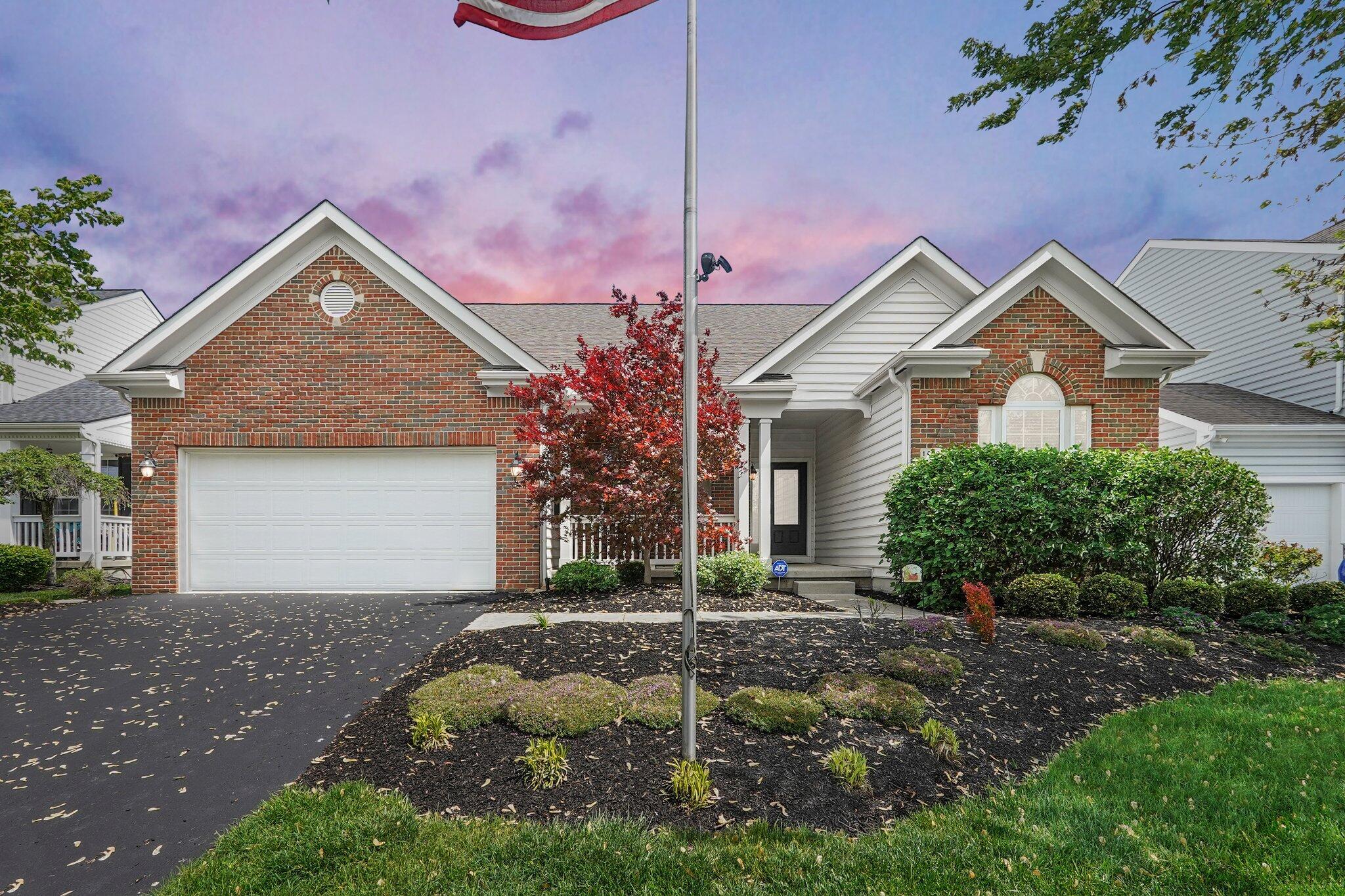1589 Delcastle Loop, Grove City, Ohio image 2